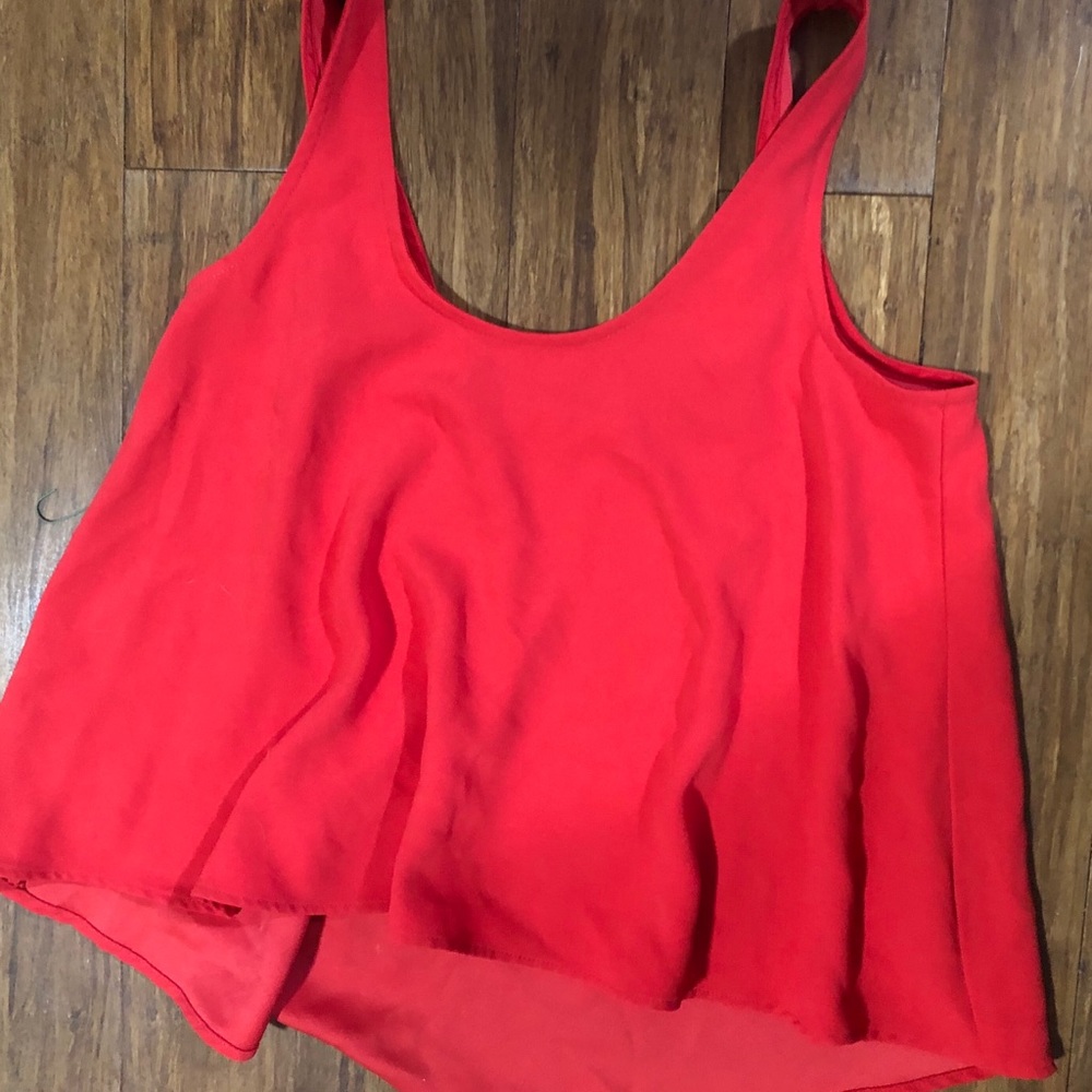 RED TRINA TURK FLOWY TANK TOP PETITE❤️
